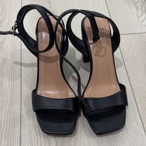 Elegant Black Women's Sandals